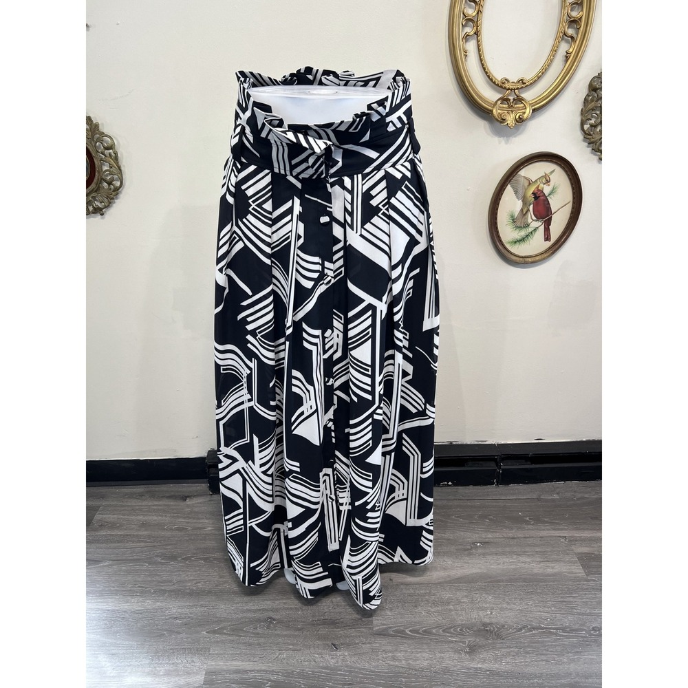 Gracia Black & White Geometric Print Long Skirt Size L